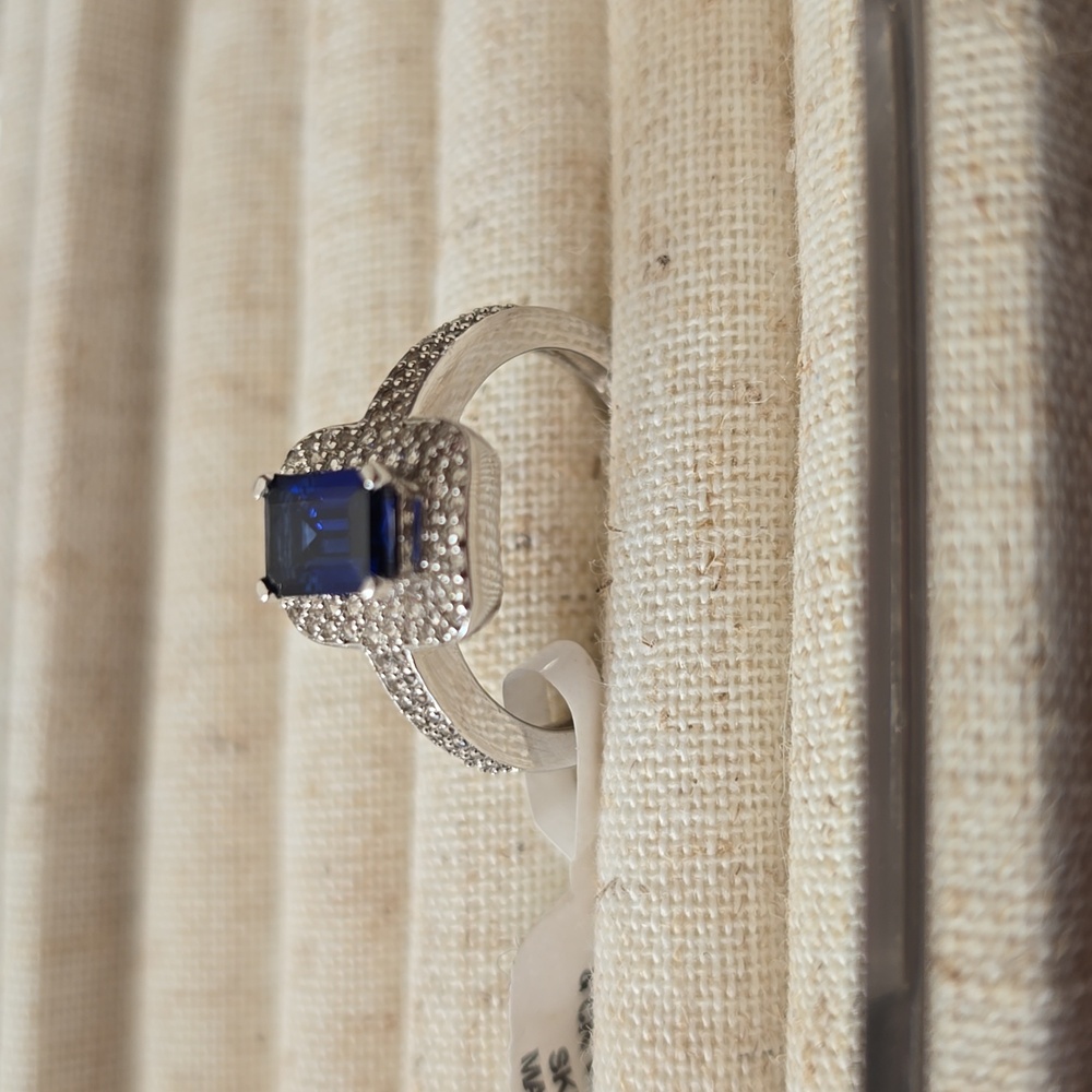 KOHL'S BRAND STERLING SILVER BLUE & WHITE LAB CREATED SAPPHIRE RING SIZE 7